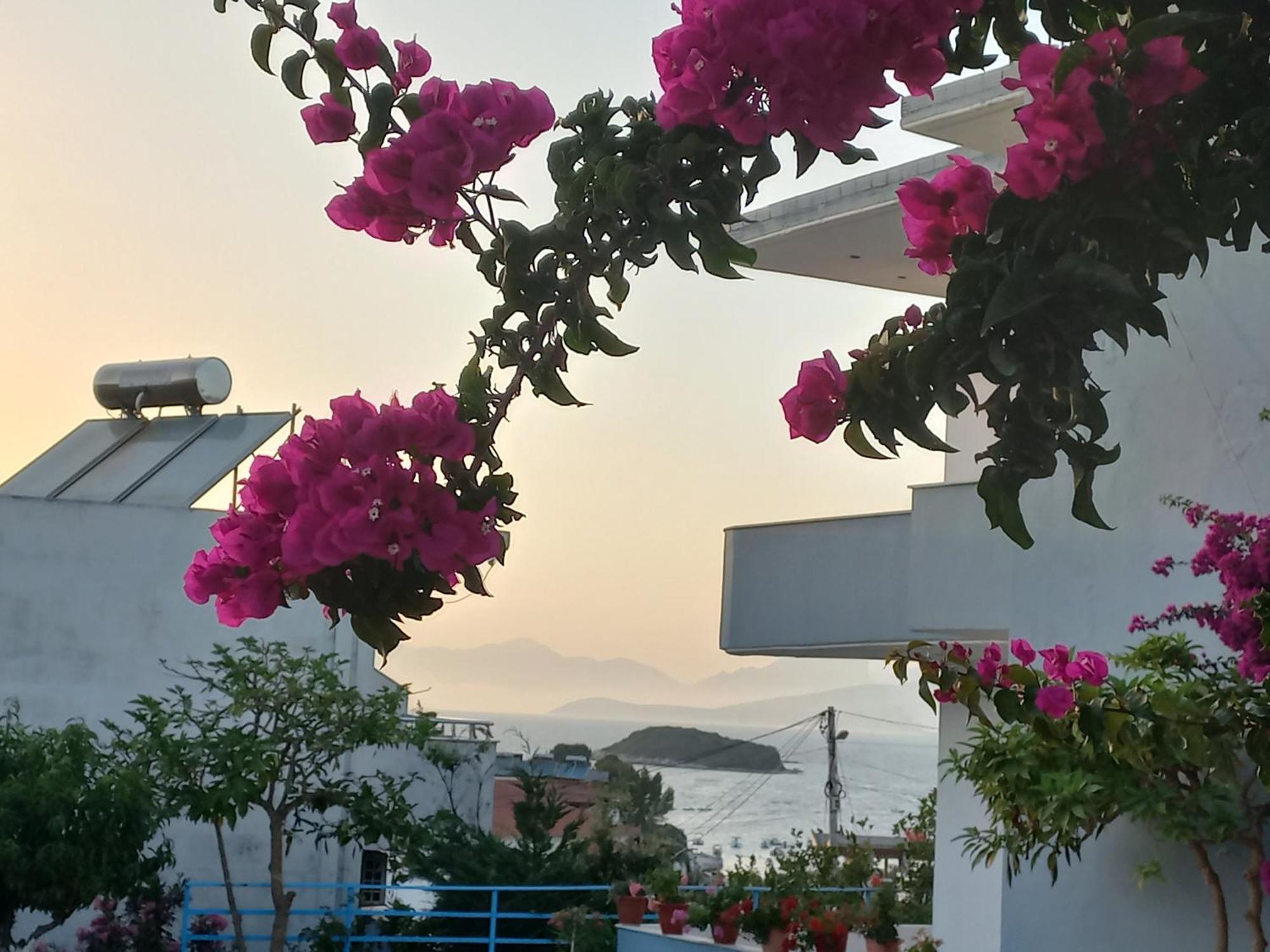 Villa Isufi Ksamil Eksteriør billede