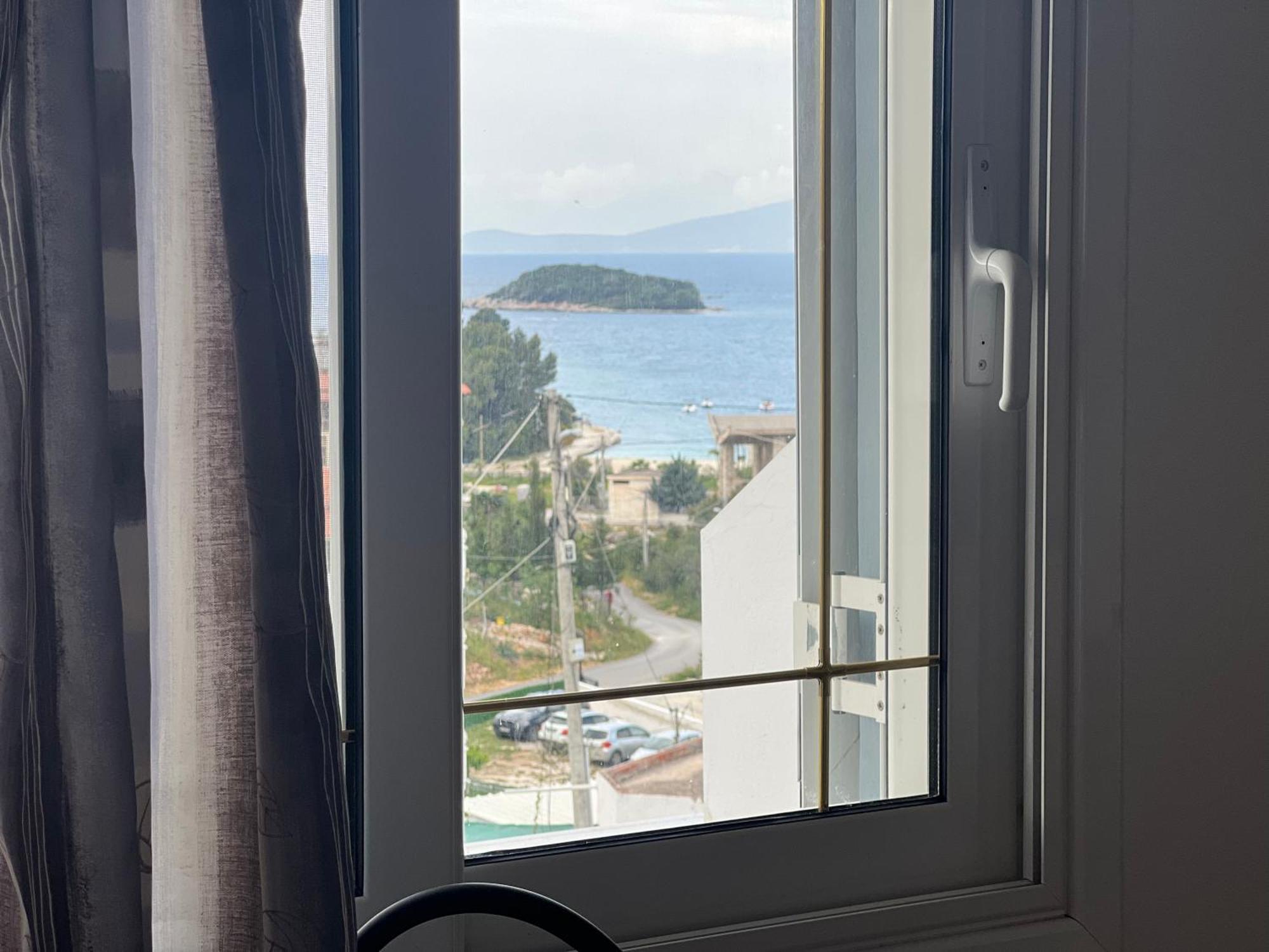 Villa Isufi Ksamil Eksteriør billede